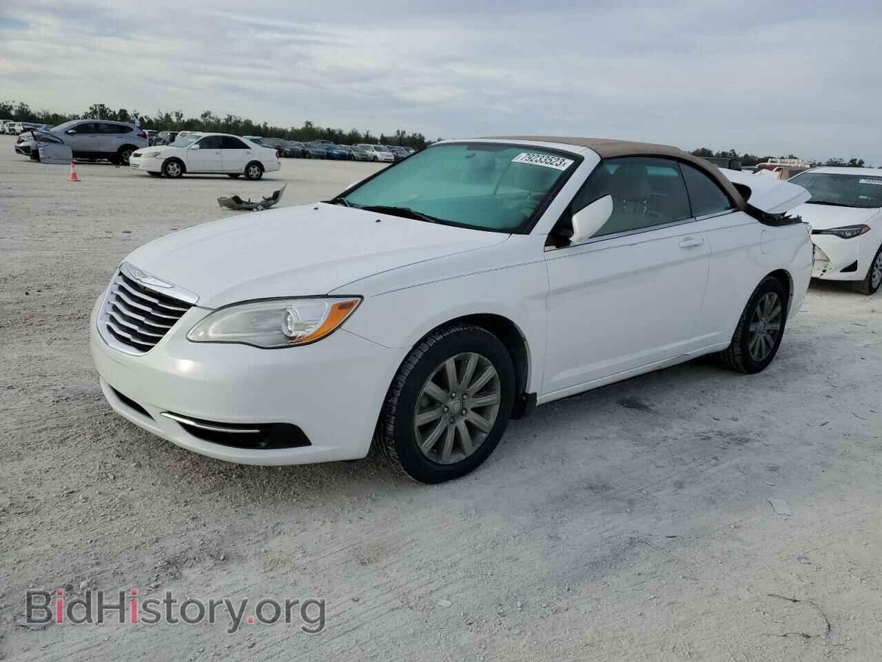 Фотография 1C3BCBEB8DN716390 - CHRYSLER 200 2013