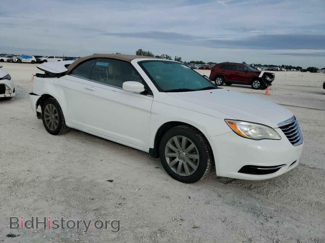2013 CHRYSLER 200 - VIN: 1C3BCBEB8DN716390 - Фото 4