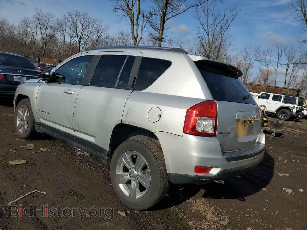 2012 JEEP COMPASS - VIN: 1C4NJDBB9CD590334 - Photo 2