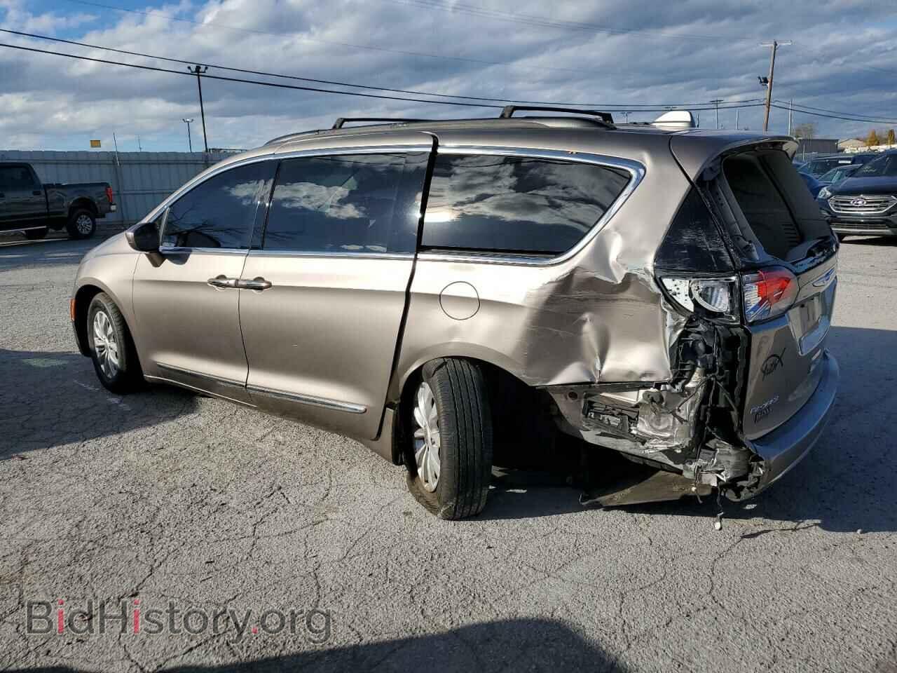 2017 CHRYSLER PACIFICA - VIN: 2C4RC1BG2HR844525 - Фото 2