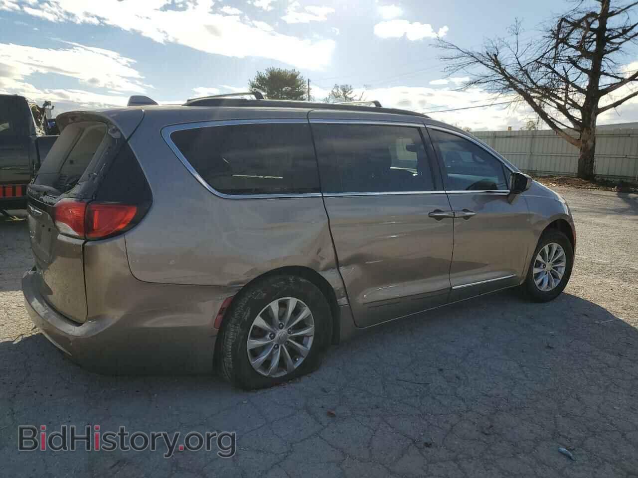 2017 CHRYSLER PACIFICA - VIN: 2C4RC1BG2HR844525 - Фото 3