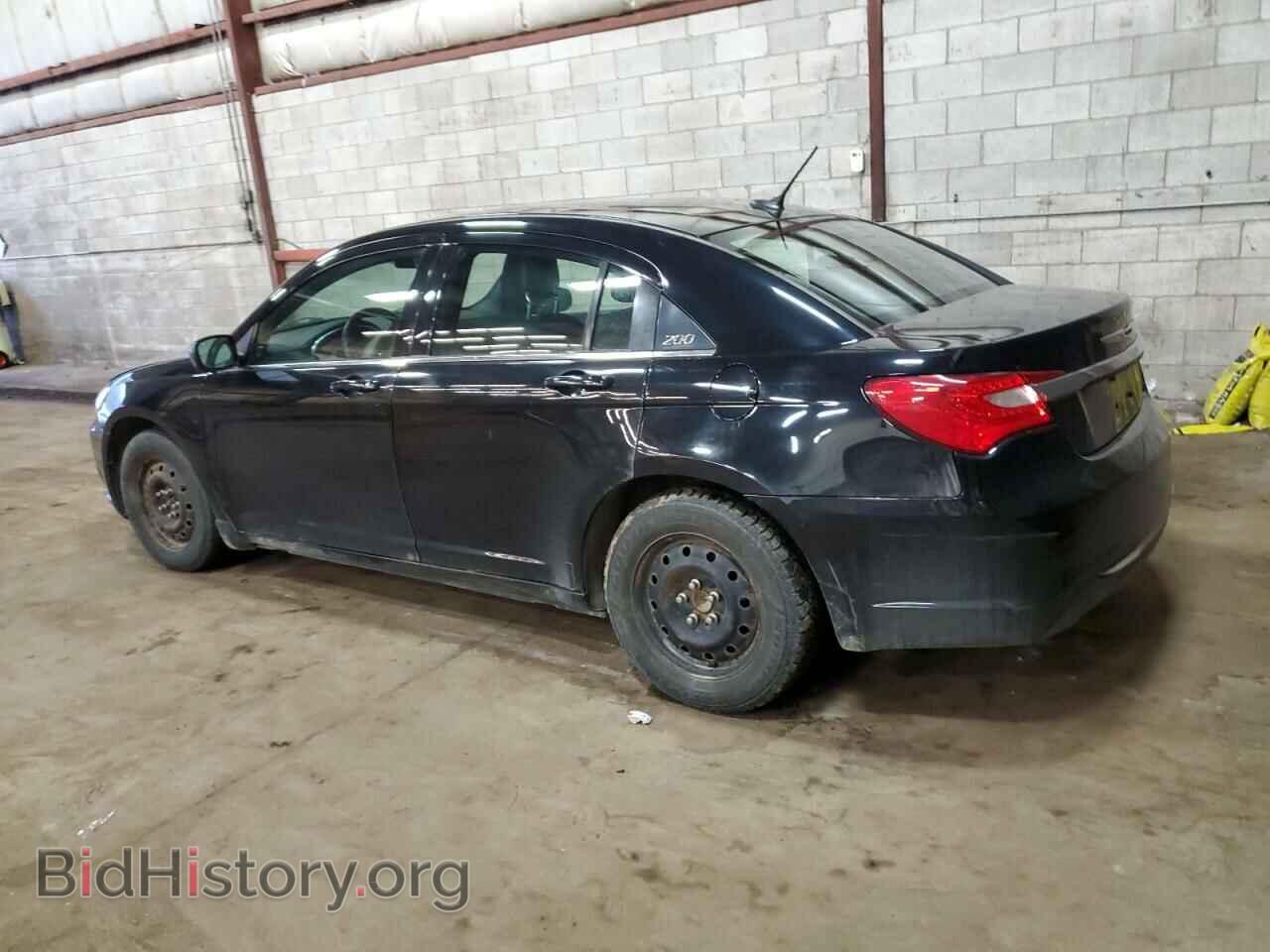 2013 CHRYSLER 200 - VIN: 1C3CCBAB4DN651130 - Фото 2
