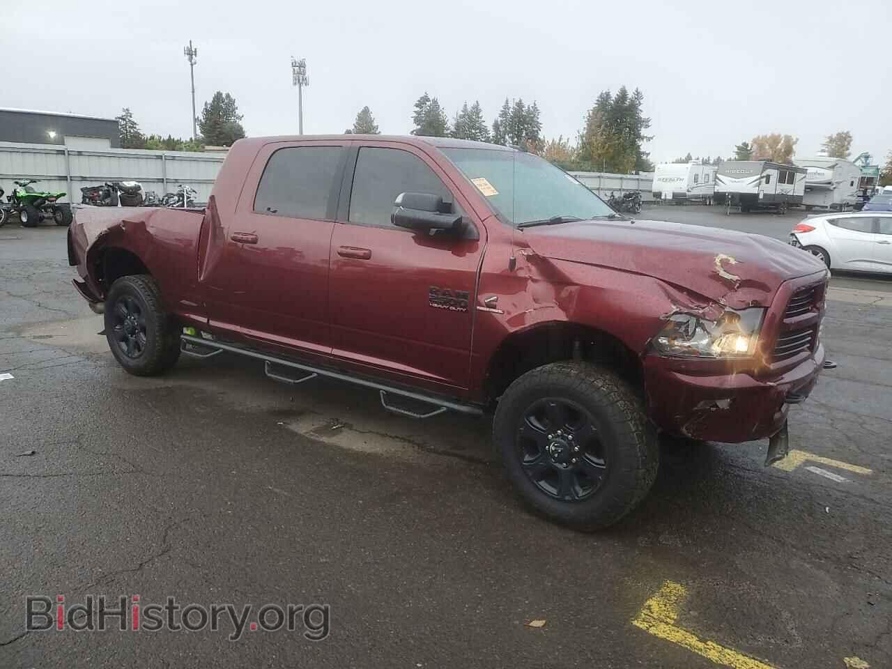2017 RAM All Models - VIN: 3C6UR5ML1HG685746 - Photo 4