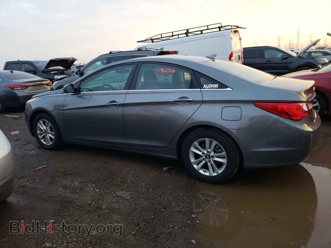 2013 HYUNDAI SONATA - VIN: 5NPEB4AC7DH768552 - Фото 2