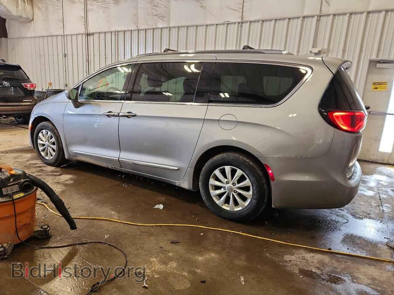 2019 CHRYSLER PACIFICA - VIN: 2C4RC1BG8KR651013 - Photo 2