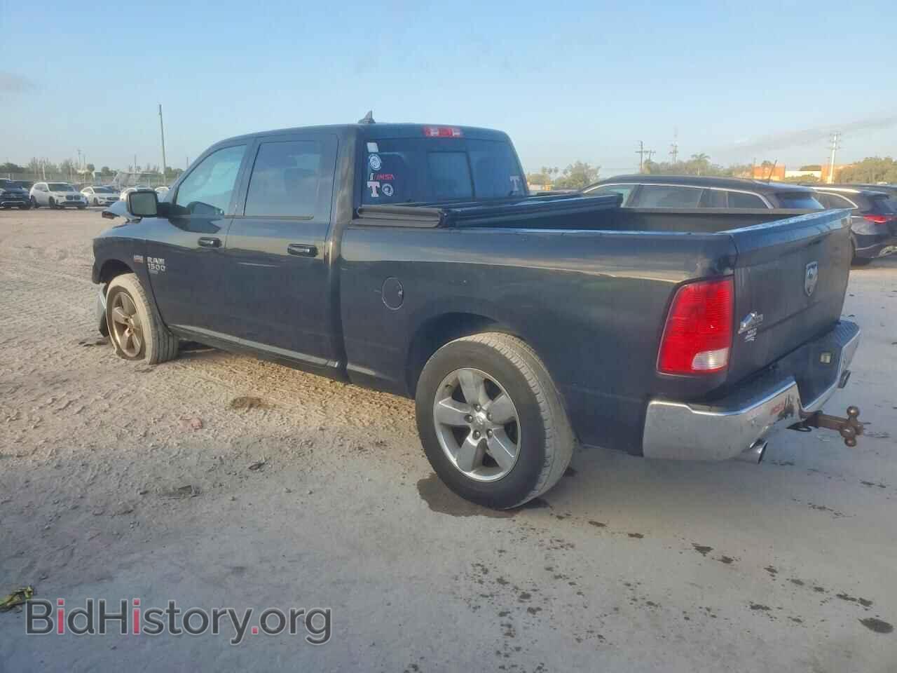 2019 RAM 1500 CLASSIC - VIN: 1C6RR6TT9KS509816 - Фото 2