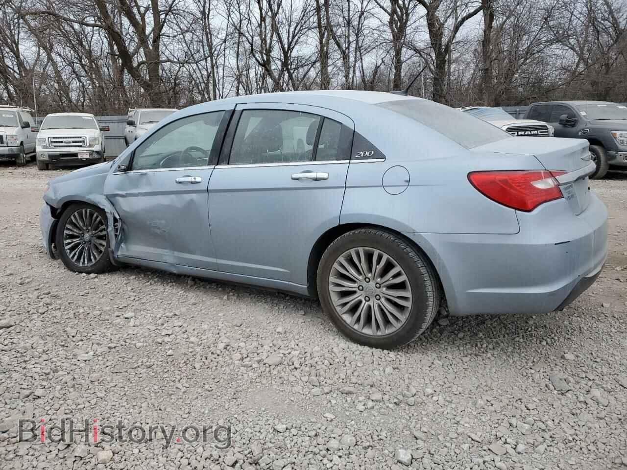2013 CHRYSLER 200 - VIN: 1C3CCBCG8DN514359 - Фото 2
