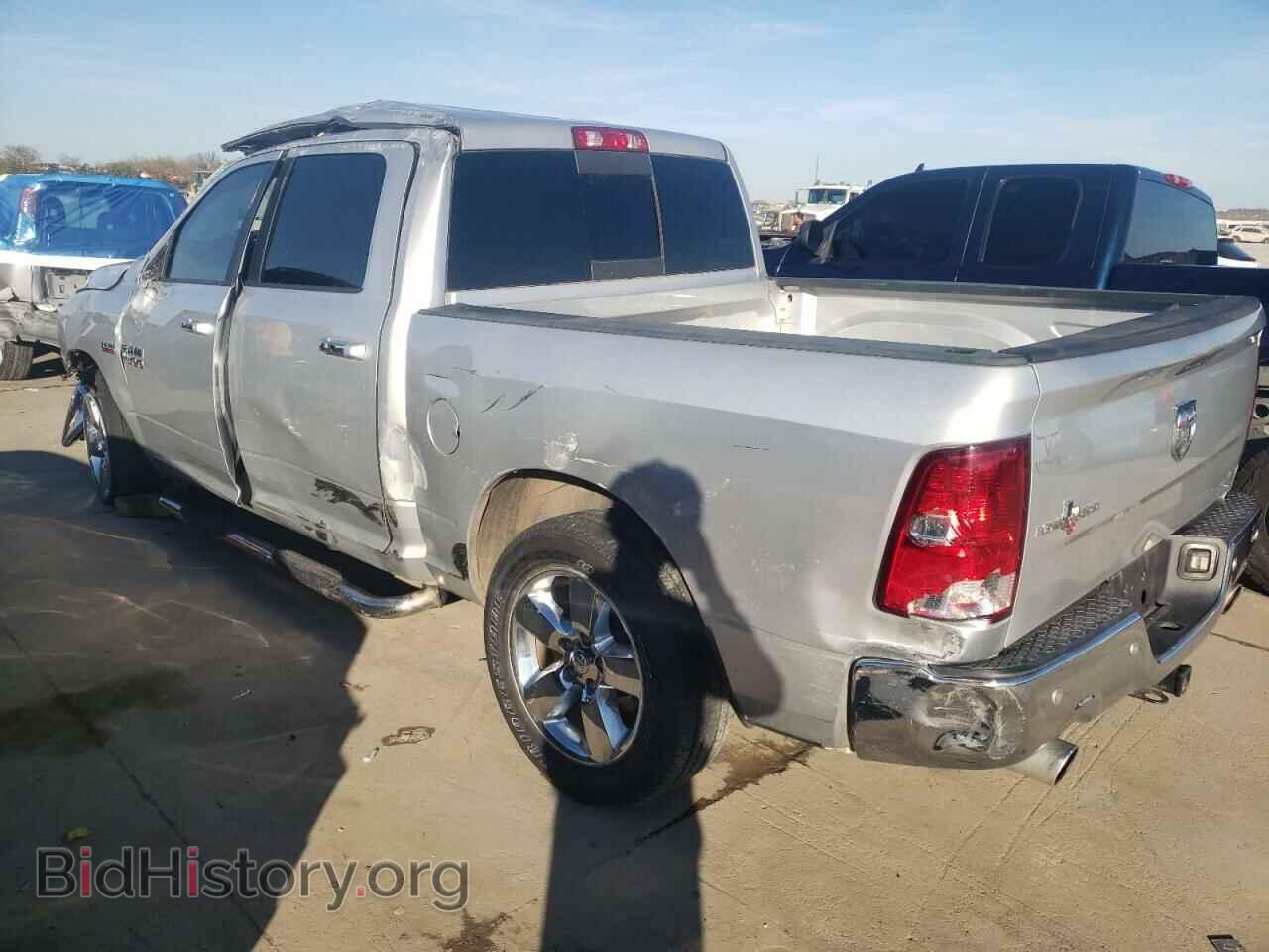 2017 RAM 1500 - VIN: 3C6RR6LT3HG563984 - Photo 2