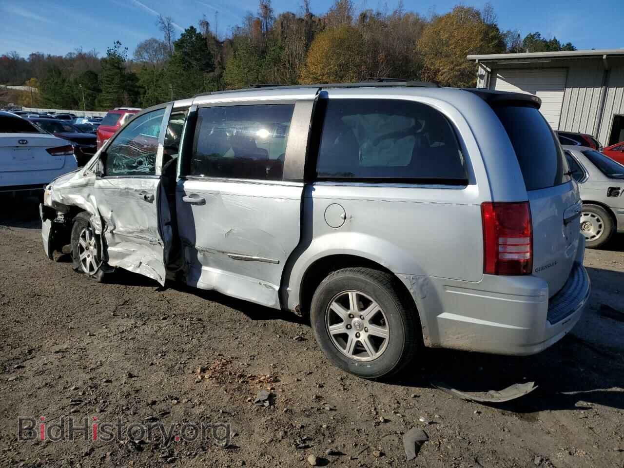 2009 CHRYSLER MINIVAN - VIN: 2A8HR54129R528577 - Фото 2