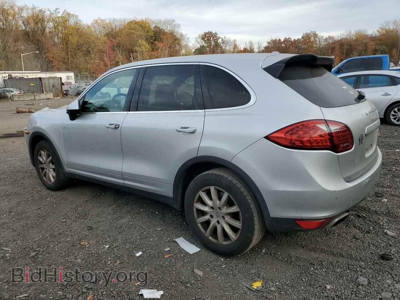 2012 PORSCHE CAYENNE - VIN: WP1AA2A21CLA10258 - Photo 2