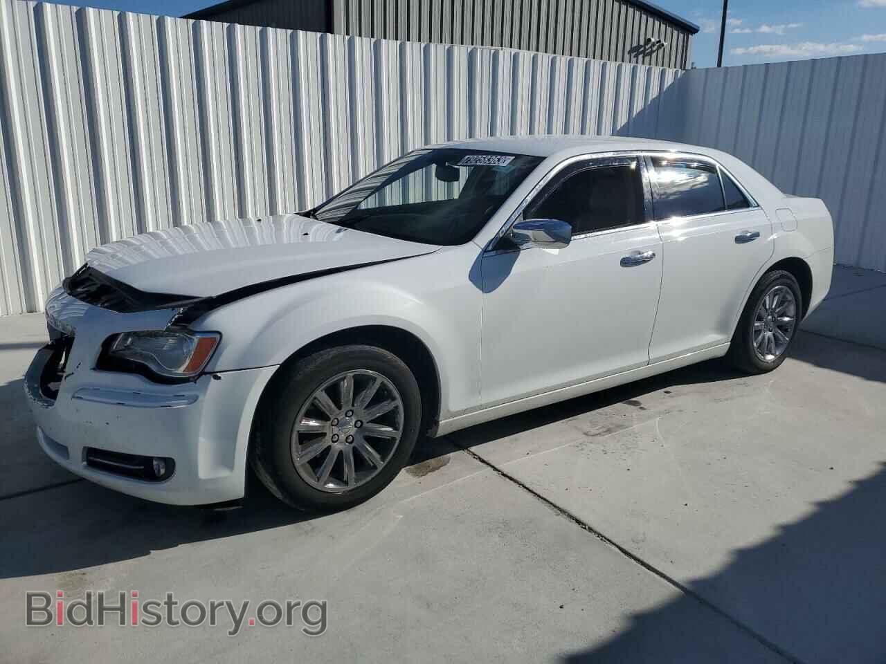 Фотография 2C3CCAEG8EH375707 - CHRYSLER 300 2014