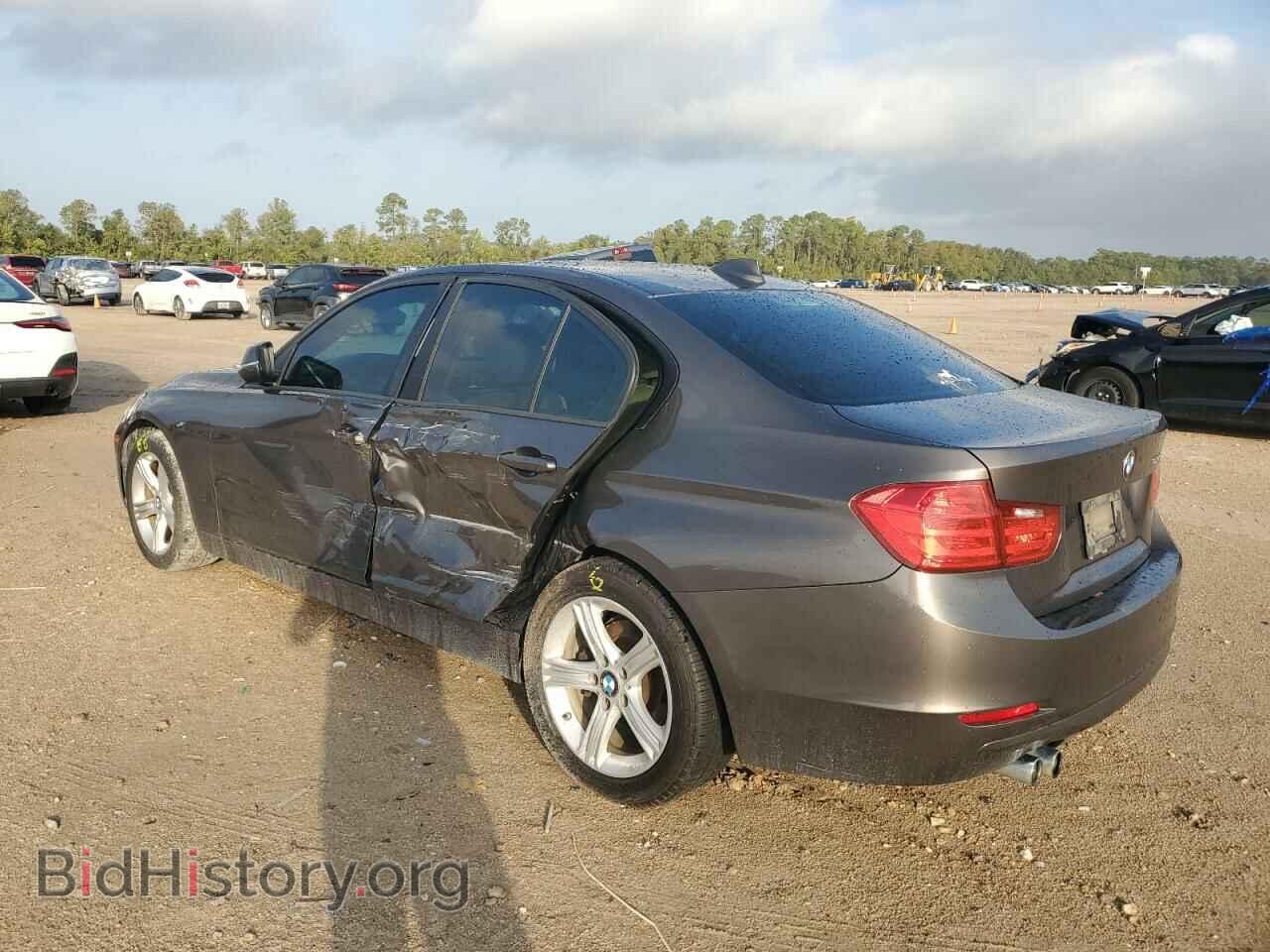 2013 BMW 3 SERIES - VIN: WBA3A5G59DNP25076 - Фото 2
