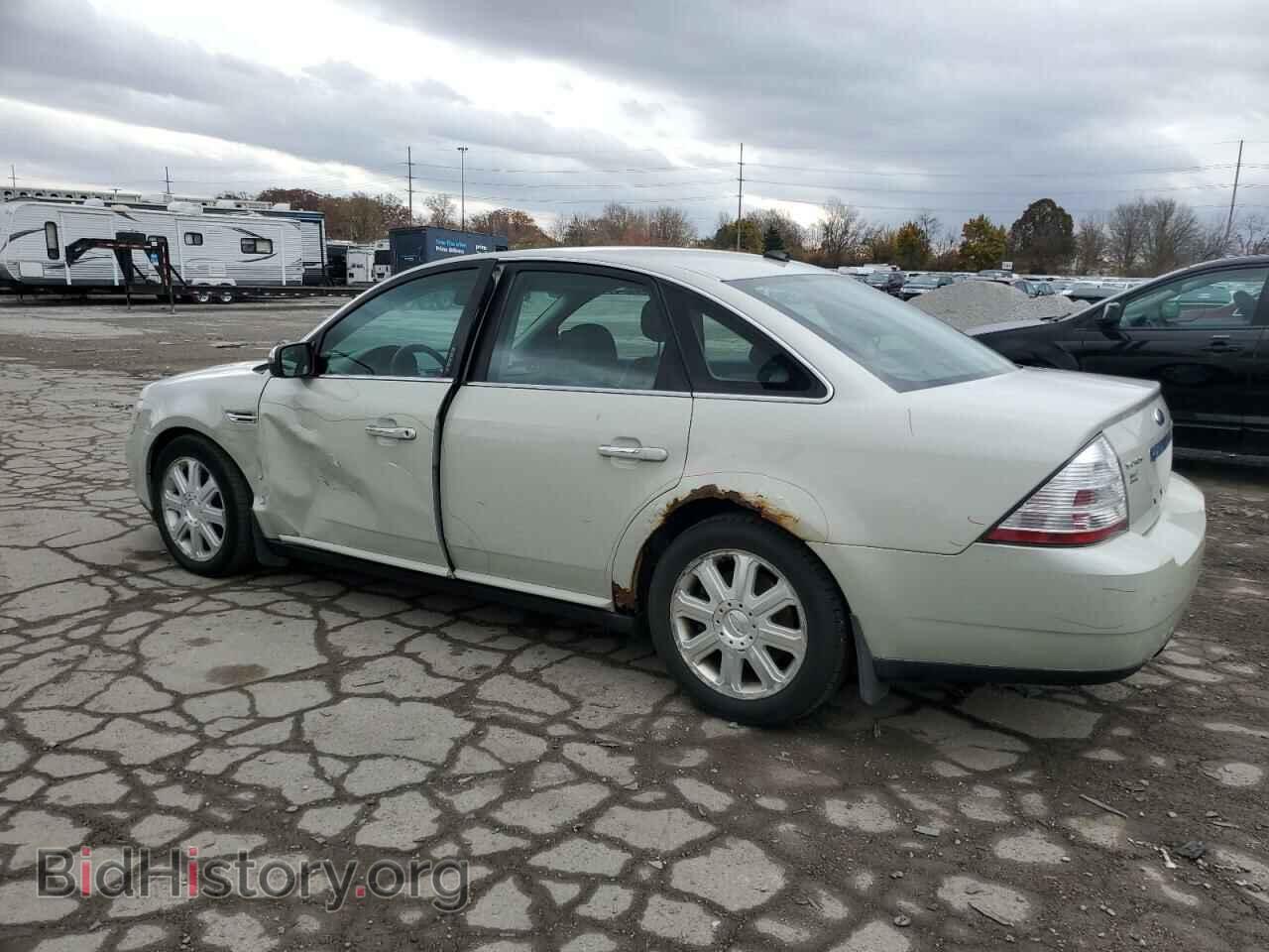 2008 FORD TAURUS - VIN: 1FAHP25W48G116558 - Фото 2
