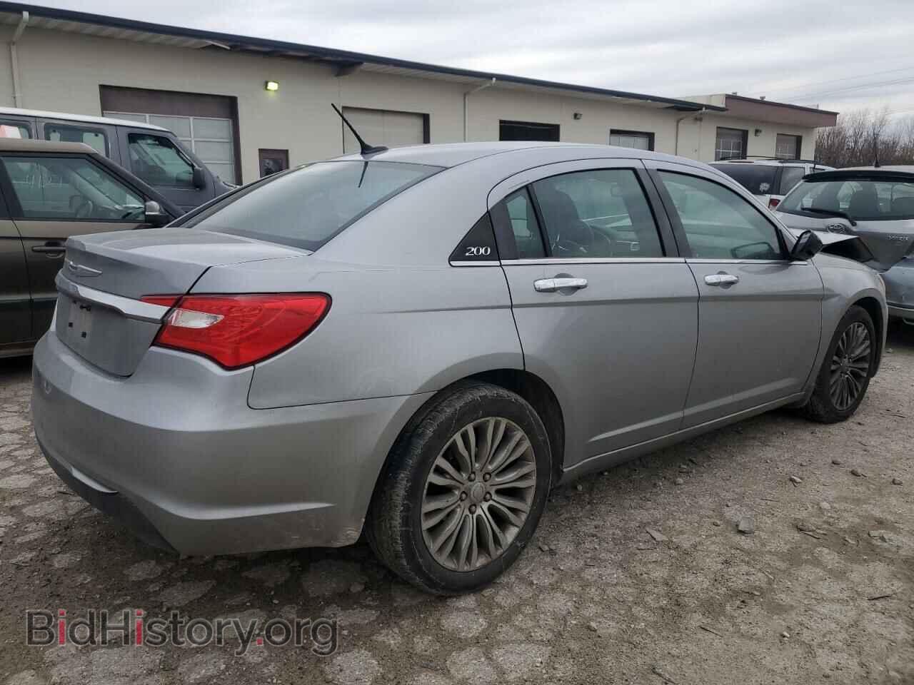 2013 CHRYSLER 200 - VIN: 1C3CCBCG0DN525842 - Фото 3