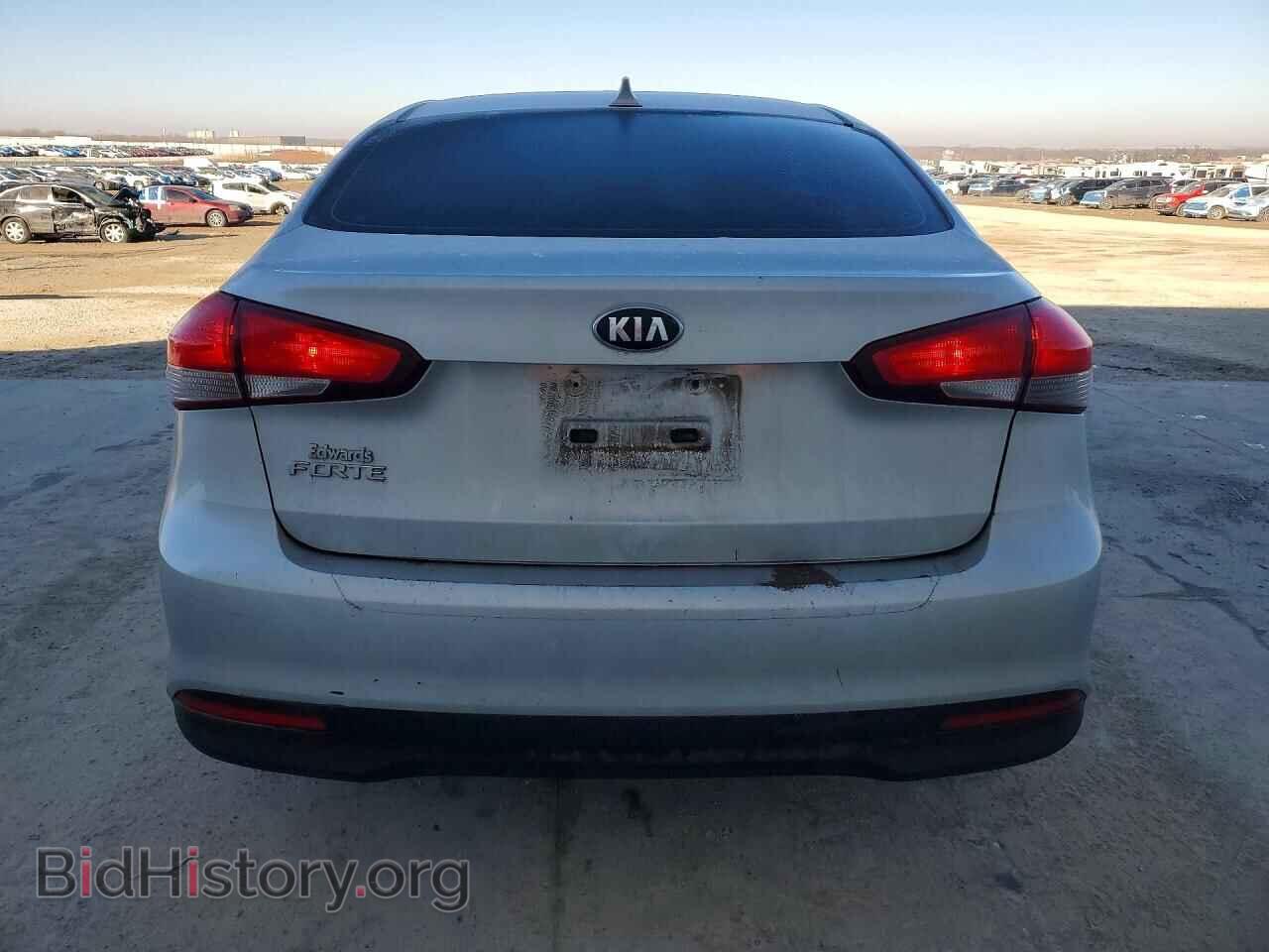 2017 KIA FORTE - VIN: 3KPFK4A75HE157758 - Фото 6