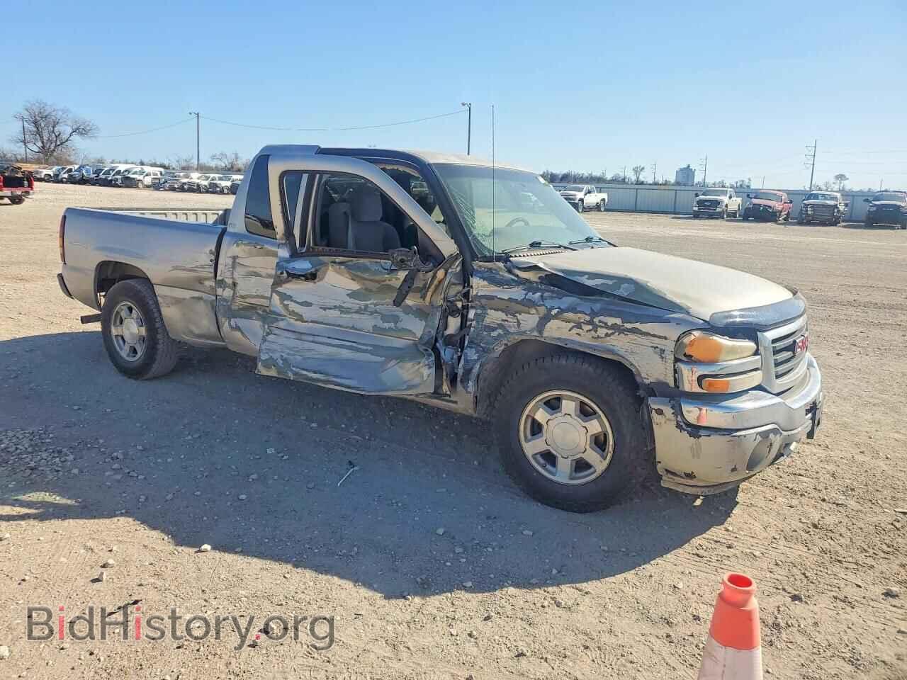 2005 GMC SIERRA - VIN: 2GTEC19V051210921 - Photo 4