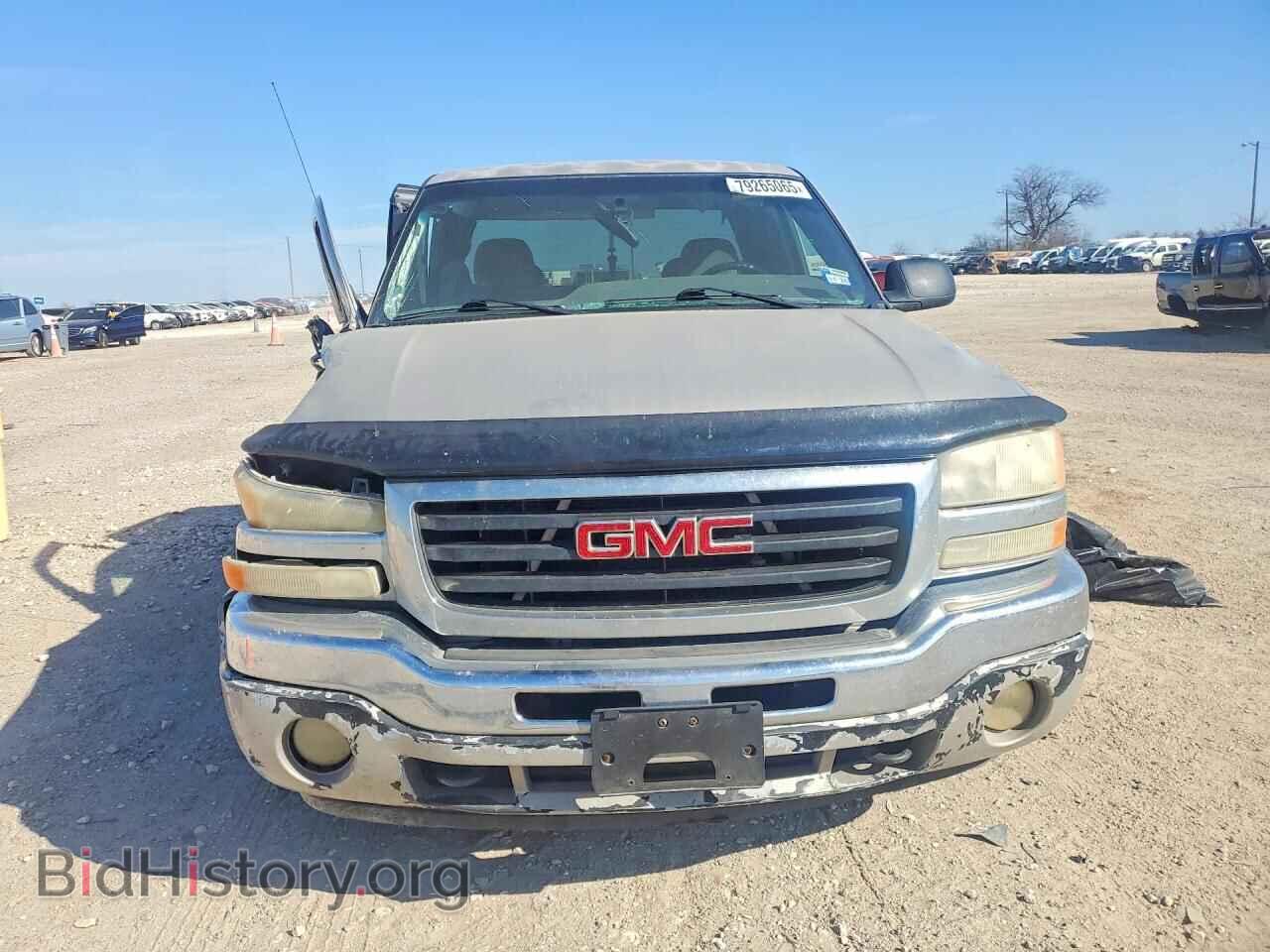 2005 GMC SIERRA - VIN: 2GTEC19V051210921 - Photo 5