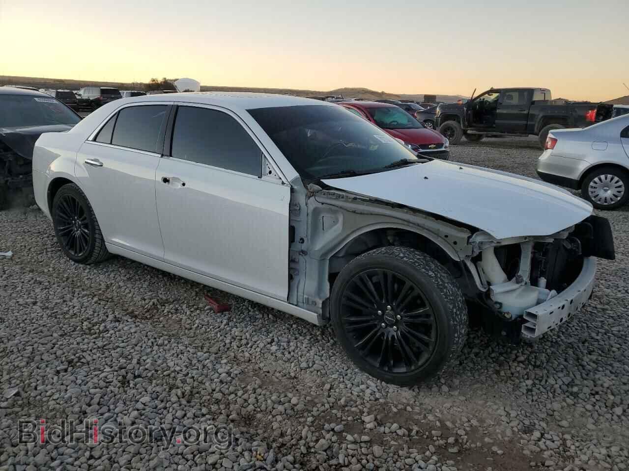 2011 CHRYSLER 300 - VIN: 2C3CA6CT8BH580023 - Фото 4