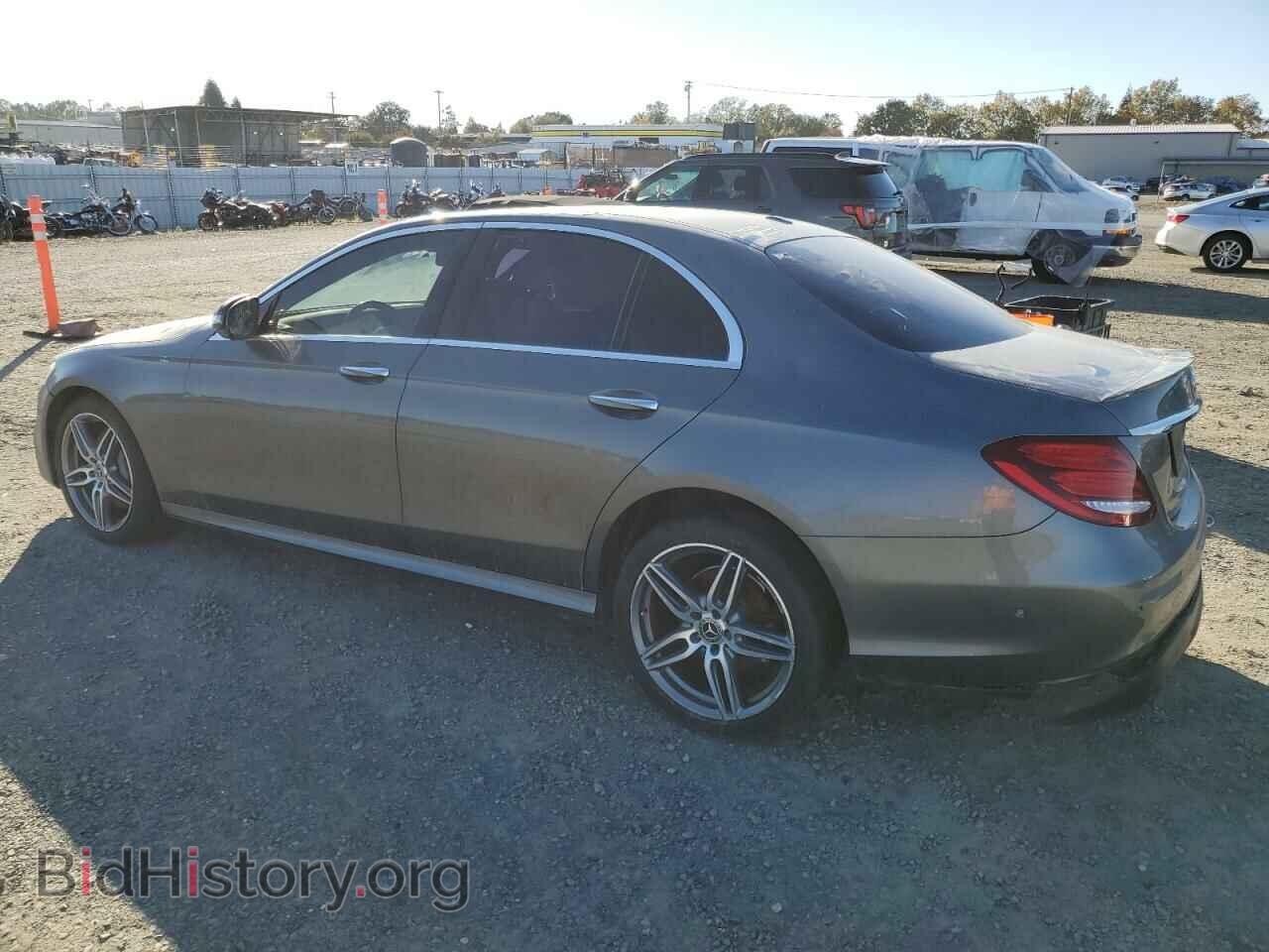 2017 MERCEDES-BENZ E-CLASS - VIN: WDDZF4JB0HA035596 - Фото 2