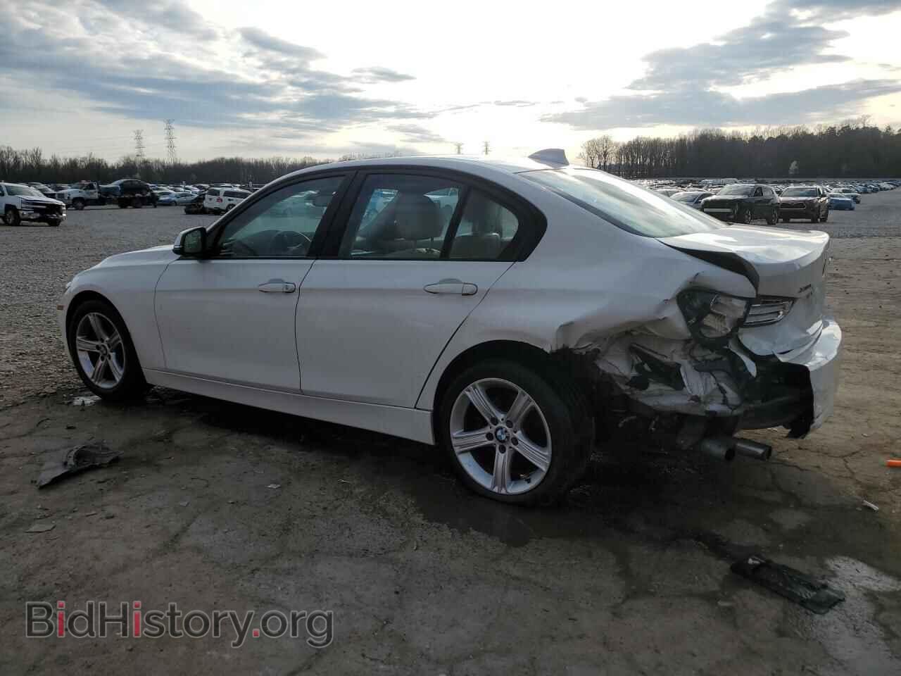 2013 BMW 3 SERIES - VIN: WBA3B3C57DF540803 - Фото 2