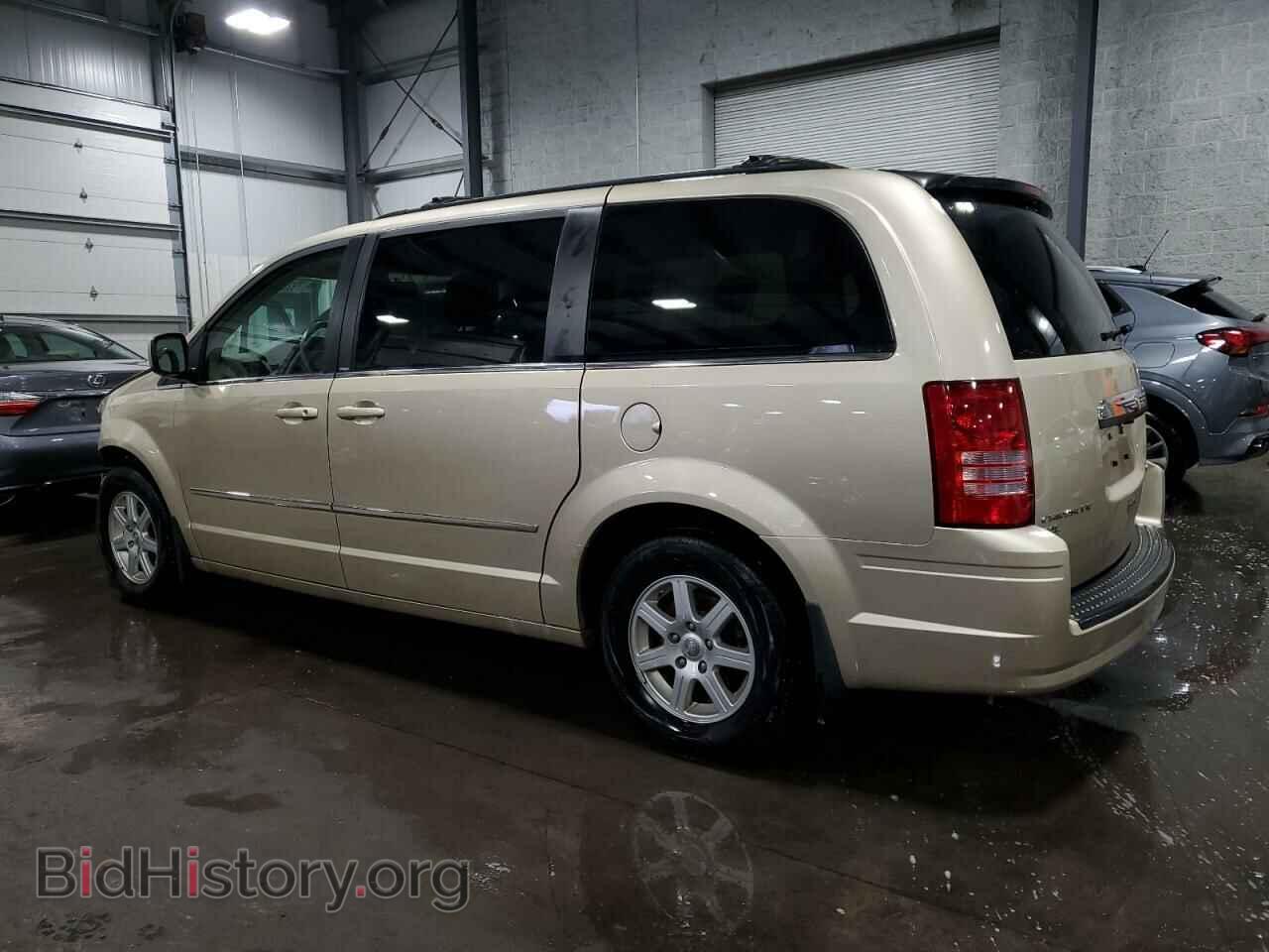 2010 CHRYSLER MINIVAN - VIN: 2A4RR5DX9AR472491 - Photo 2