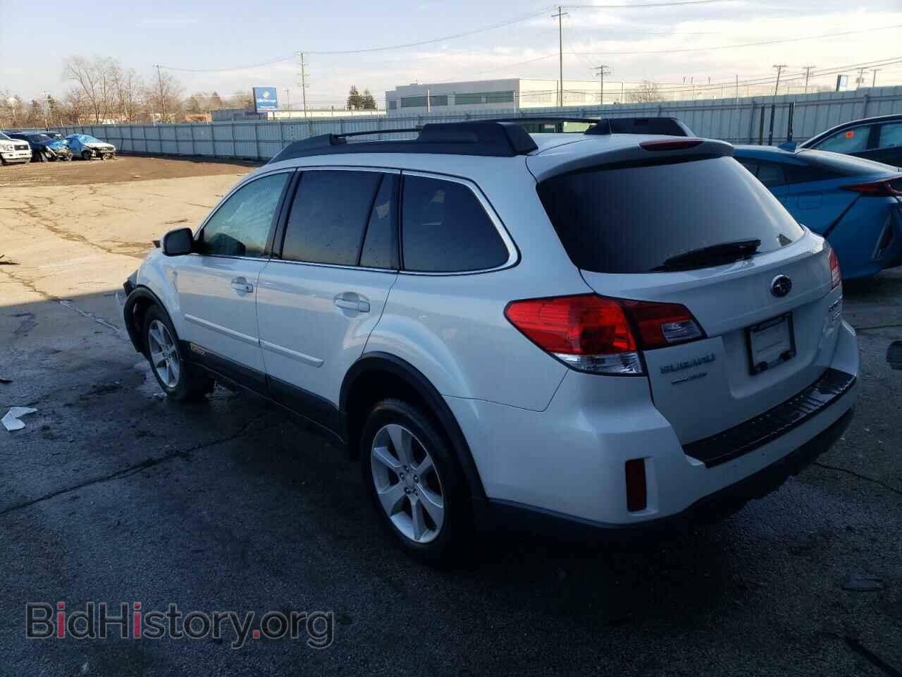 2014 SUBARU OUTBACK - VIN: 4S4BRBCCXE3225902 - Фото 2