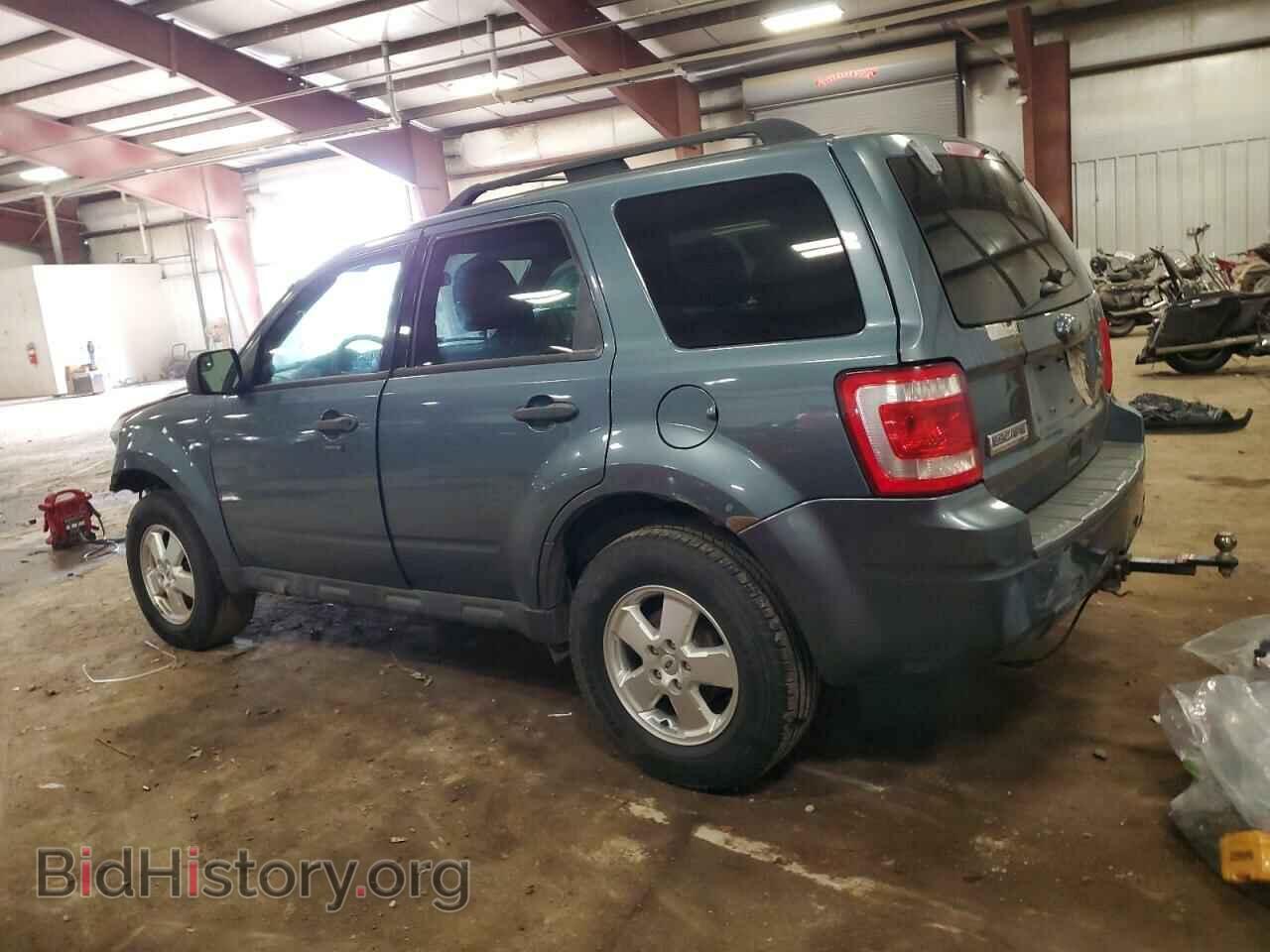 2011 FORD ESCAPE - VIN: 1FMCU0DG0BKC00498 - Фото 2