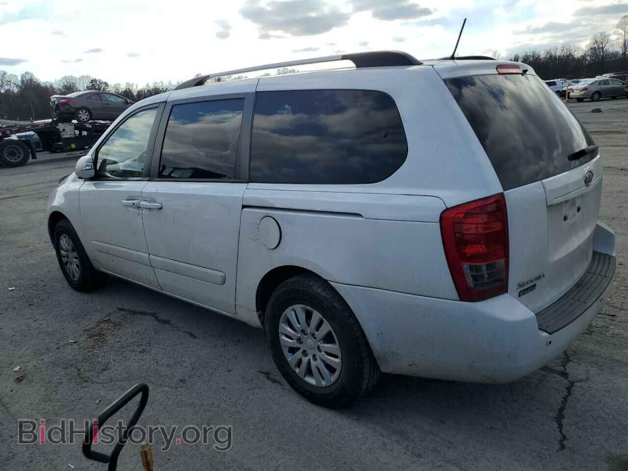 2011 KIA All Models - VIN: KNDMG4C74B6413696 - Фото 2