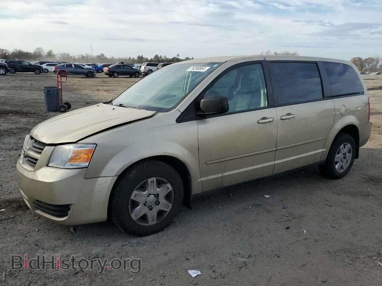 Photo 2D4RN4DE9AR281960 - DODGE CARAVAN 2010