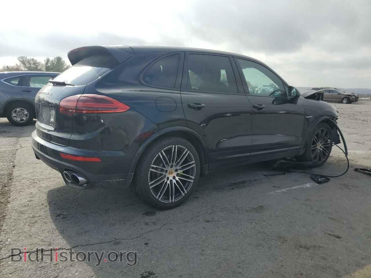 2017 PORSCHE CAYENNE - VIN: WP1AE2A20HLA70933 - Фото 3