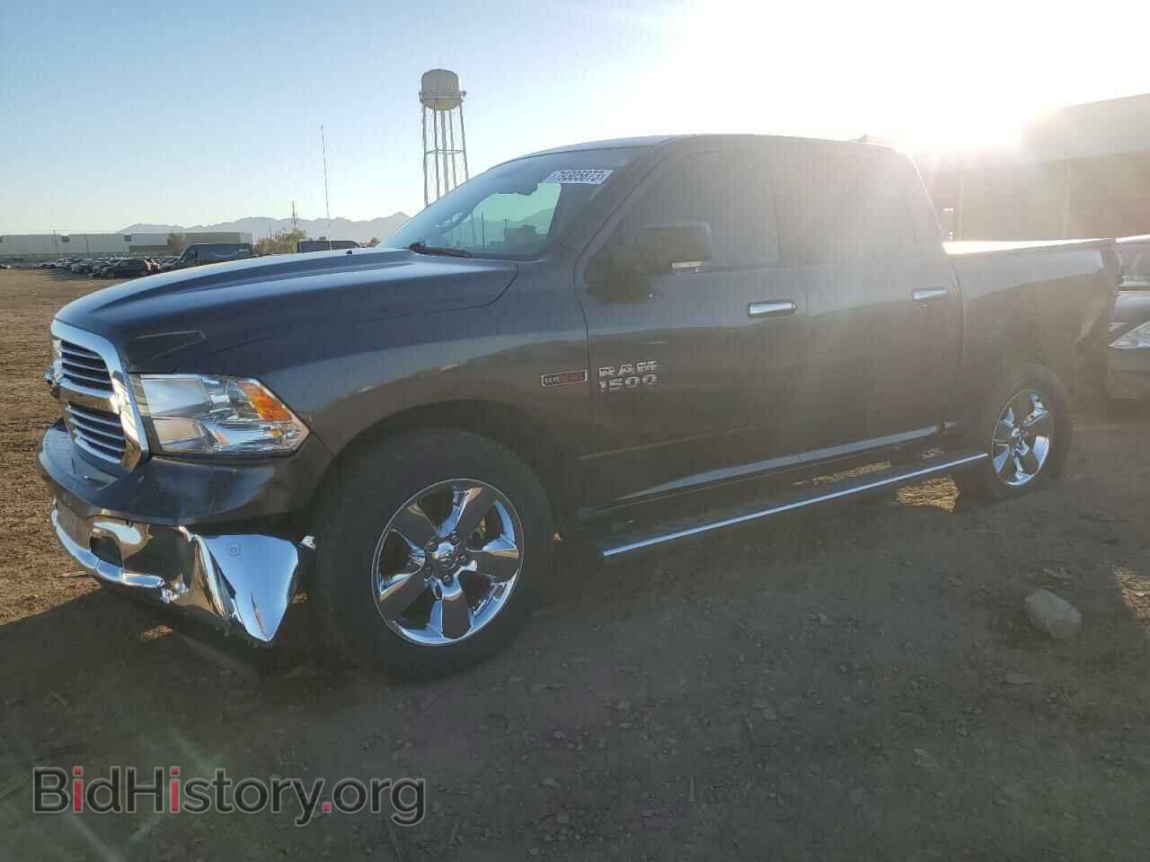 Photo 1C6RR6LM0JS225627 - RAM 1500 2018