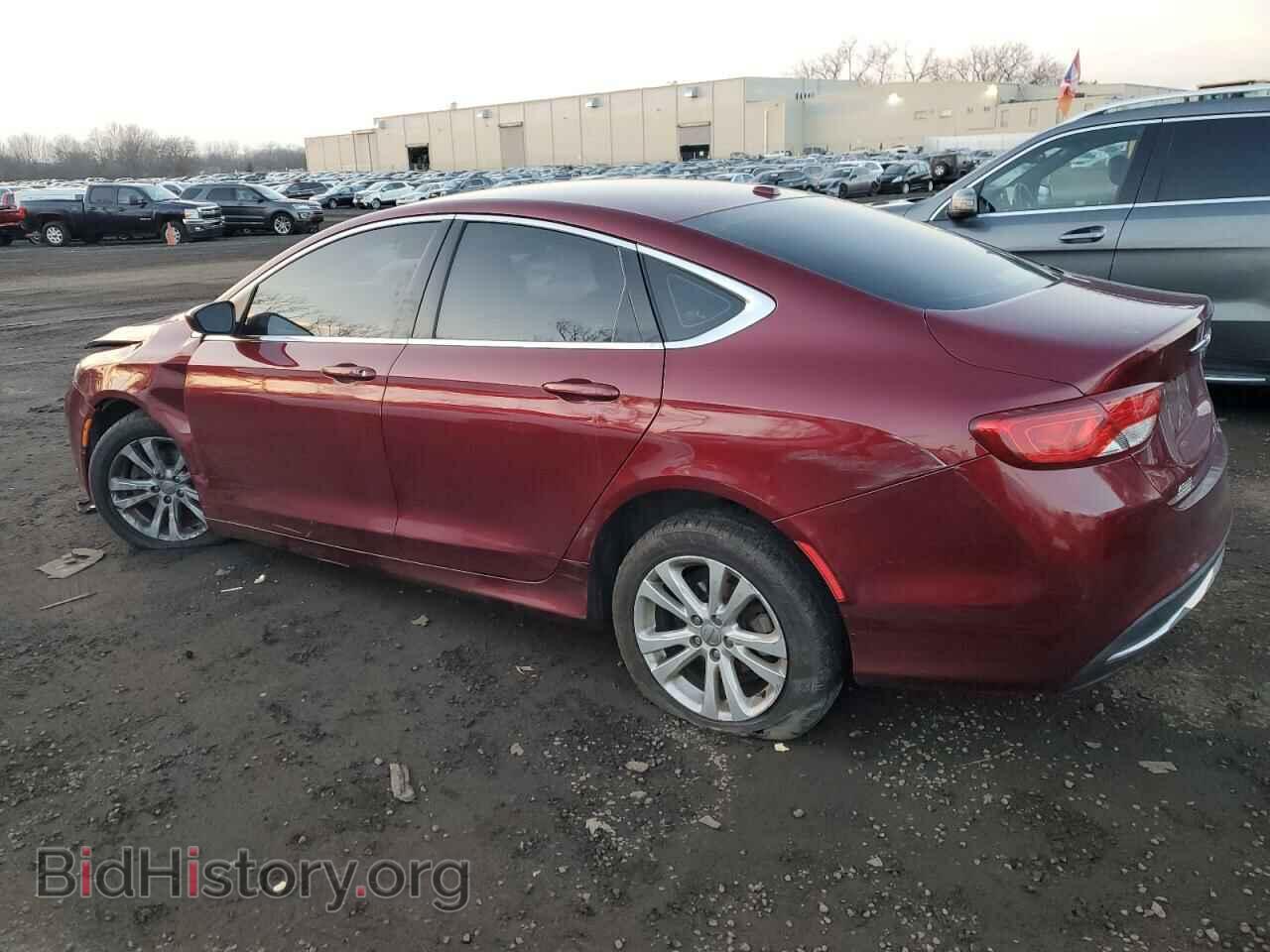2015 CHRYSLER 200 - VIN: 1C3CCCAB7FN640468 - Photo 2