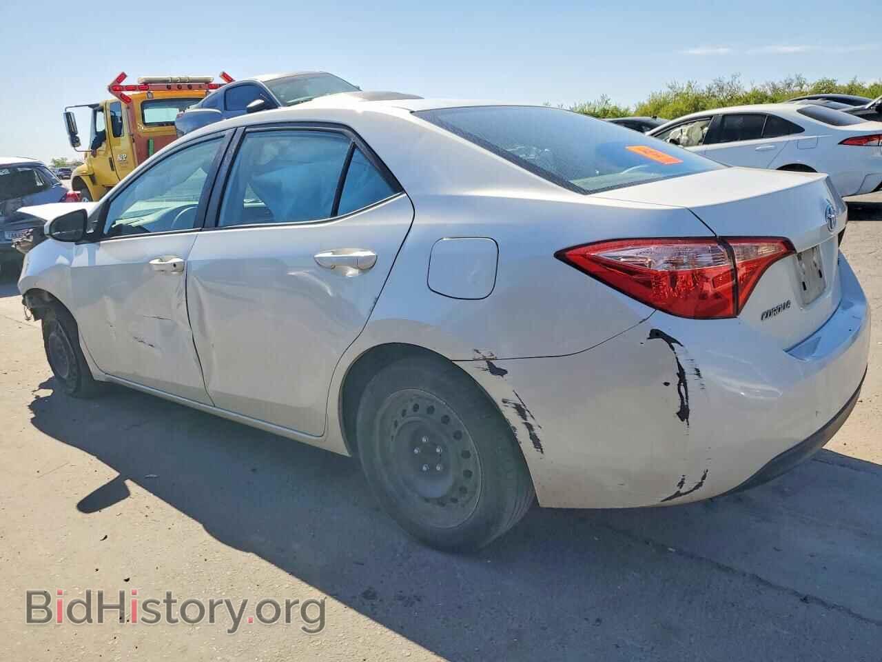 2018 TOYOTA COROLLA - VIN: 5YFBURHEXJP785183 - Фото 2