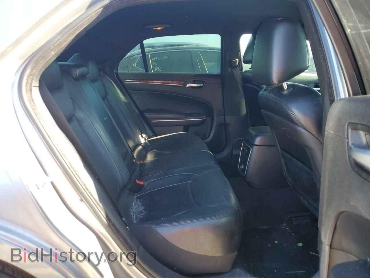 2014 CHRYSLER 300 - VIN: 2C3CCARG6EH243989 - Фото 10