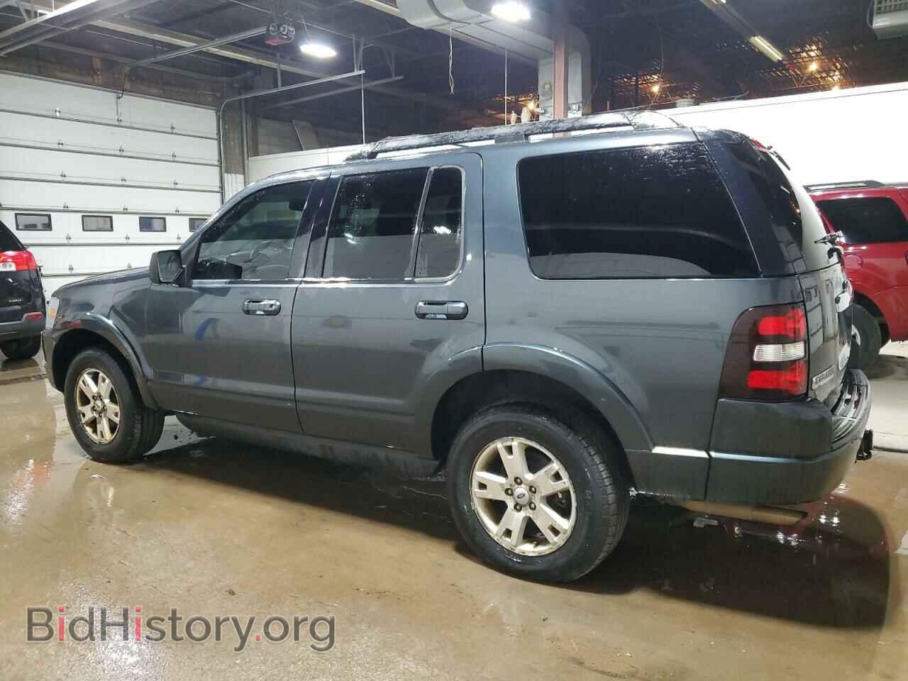 2010 FORD EXPLORER - VIN: 1FMEU7DE2AUA08681 - Фото 2