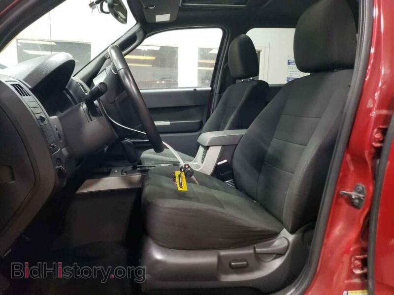 2010 Ford ESCAPE (VIN 1FMCU0D74AKA13053) — фото 7 из 13