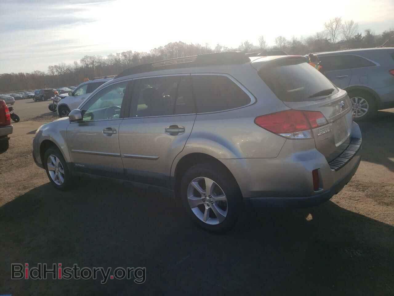 2014 SUBARU OUTBACK - VIN: 4S4BRBLC9E3314585 - Фото 2