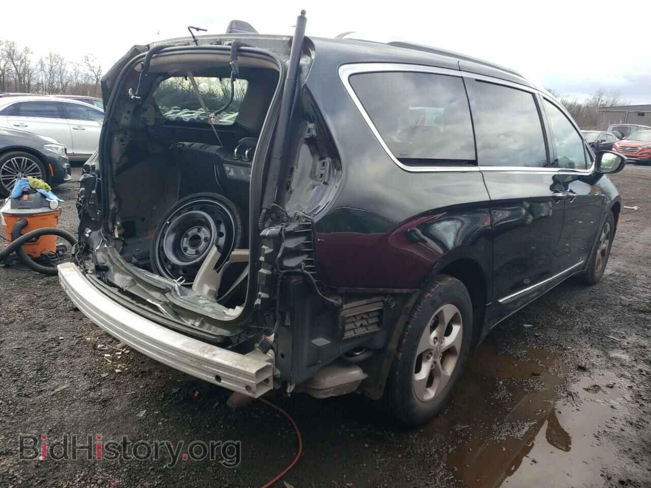 2017 CHRYSLER PACIFICA - VIN: 2C4RC1EG9HR669458 - Фото 3