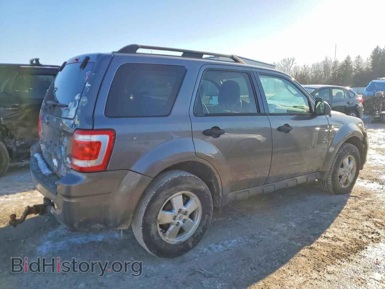 2011 FORD ESCAPE - VIN: 1FMCU0D74BKC04280 - Фото 3