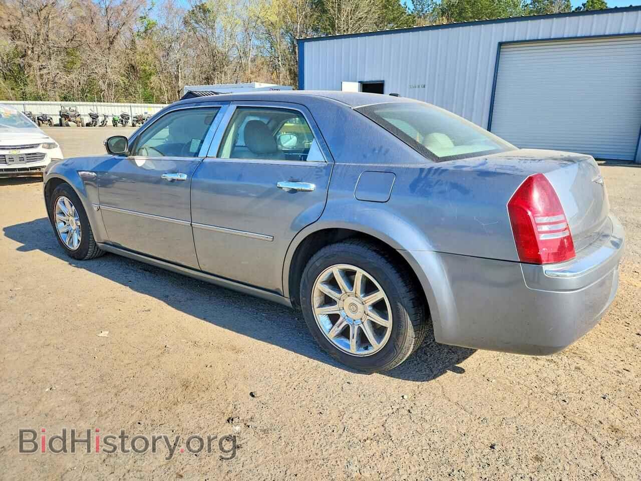 2006 CHRYSLER 300 - VIN: 2C3KA63H56H306291 - Фото 2