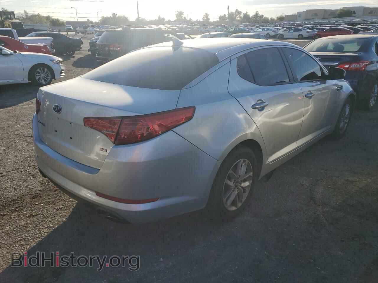 2011 KIA OPTIMA - VIN: KNAGN4A74B5149696 - Photo 3