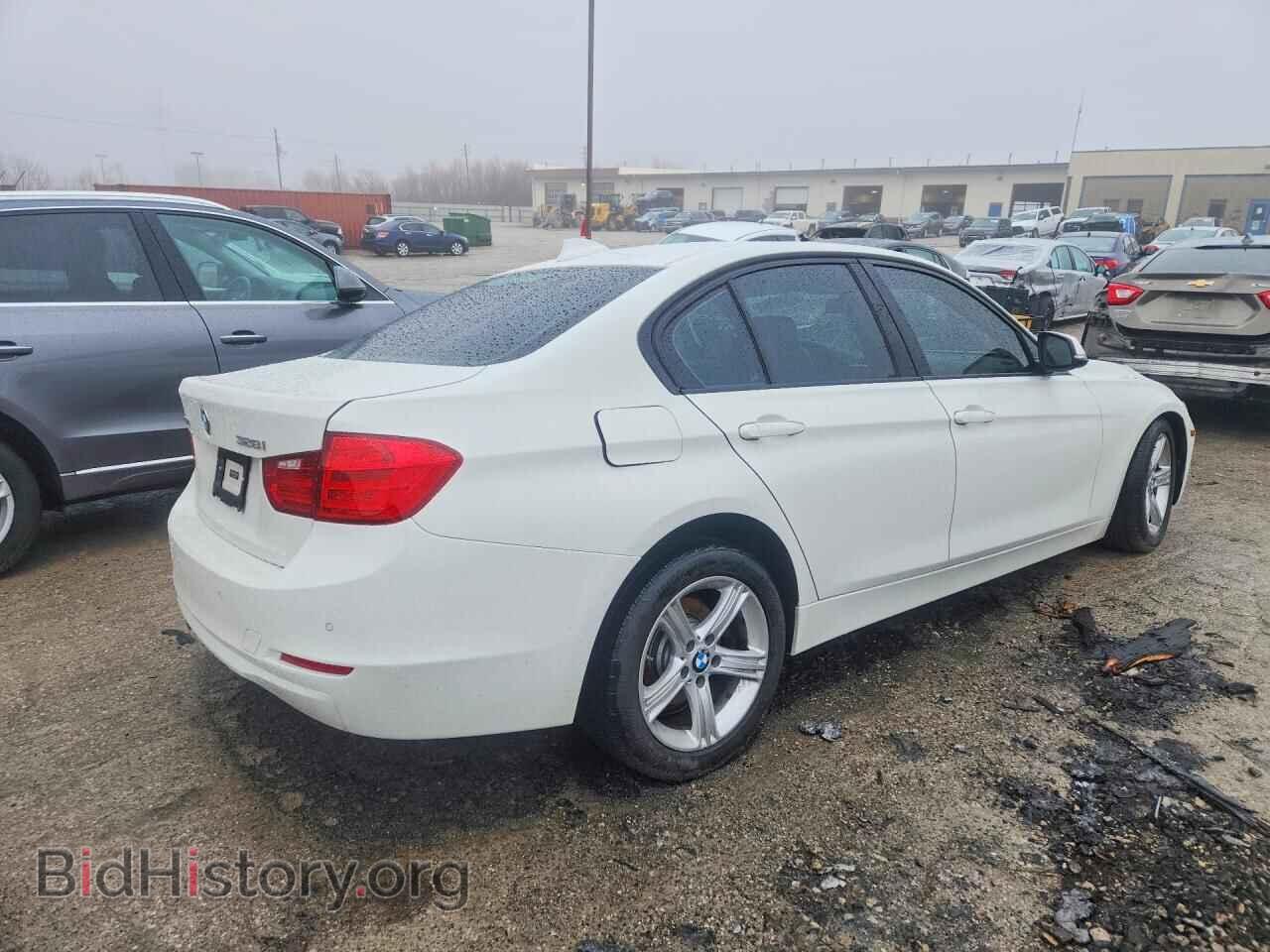 2014 BMW 3 SERIES - VIN: WBA3B3C57EJ980499 - Фото 3