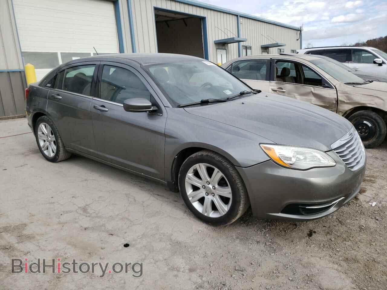 2013 CHRYSLER 200 - VIN: 1C3CCBAB3DN671370 - Фото 4