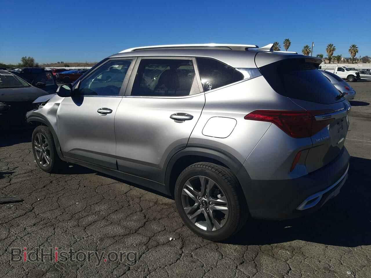 2021 KIA SELTOS - VIN: KNDEU2AA4M7058168 - Фото 2