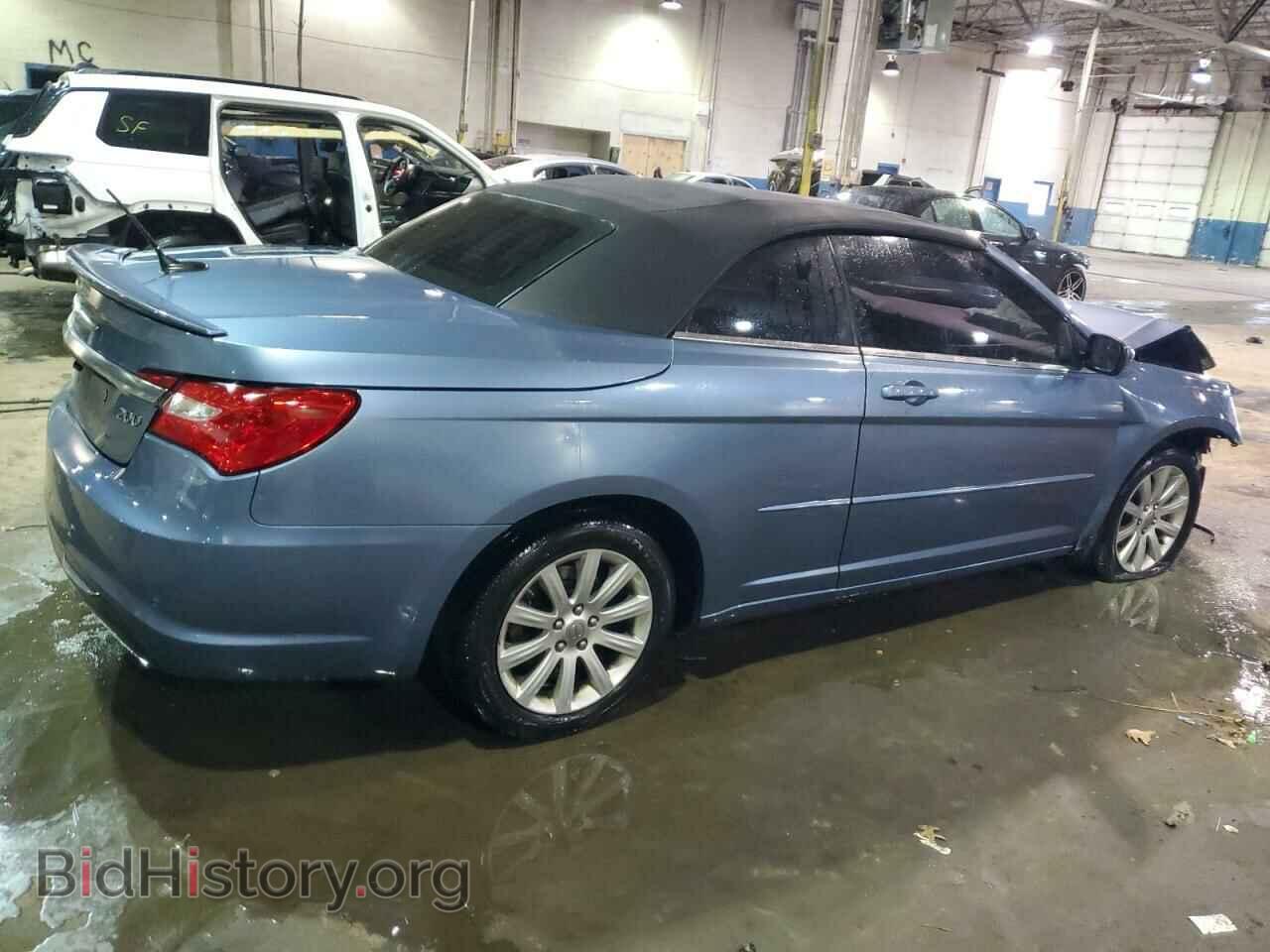 2011 CHRYSLER 200 - VIN: 1C3BC2EB4BN589327 - Фото 3