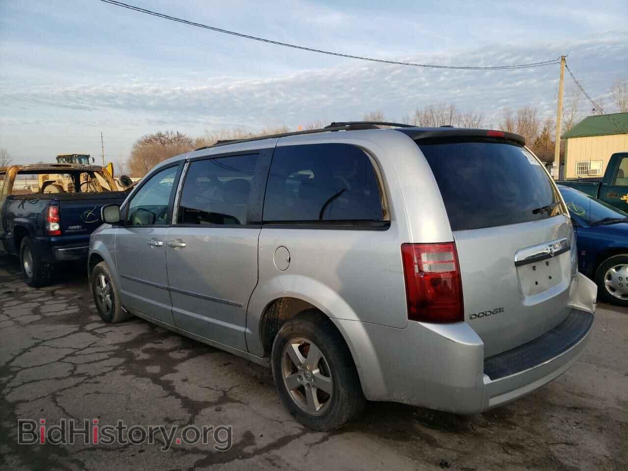 2010 DODGE CARAVAN - VIN: 2D4RN5D11AR317501 - Photo 2