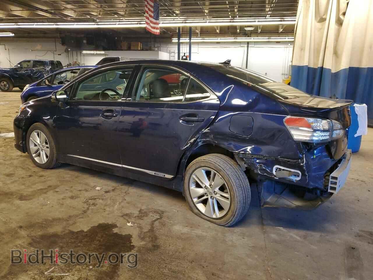 2011 LEXUS HS - VIN: JTHBB1BA2B2044232 - Photo 2