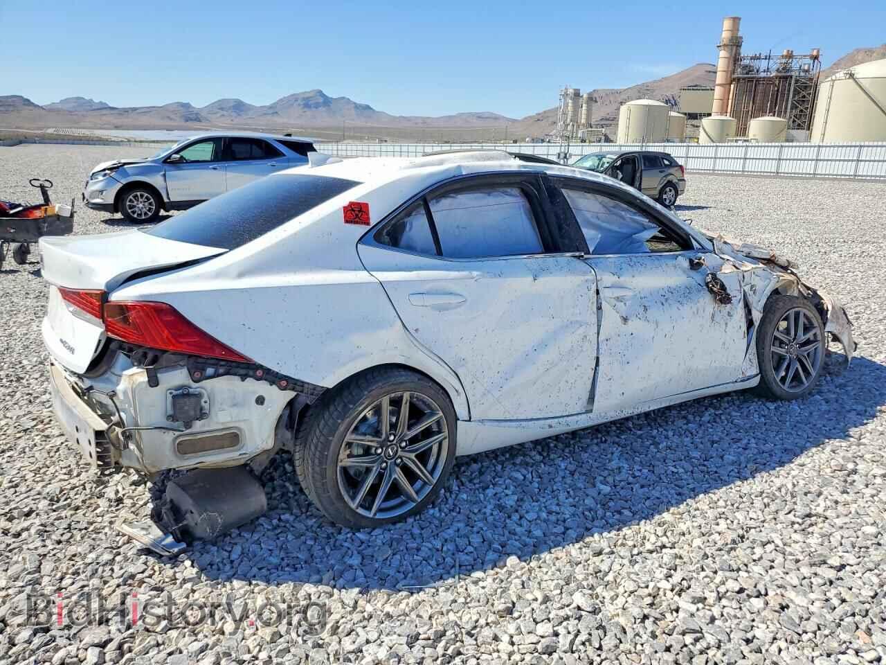 2018 LEXUS IS - VIN: JTHC81D28J5032463 - Фото 3