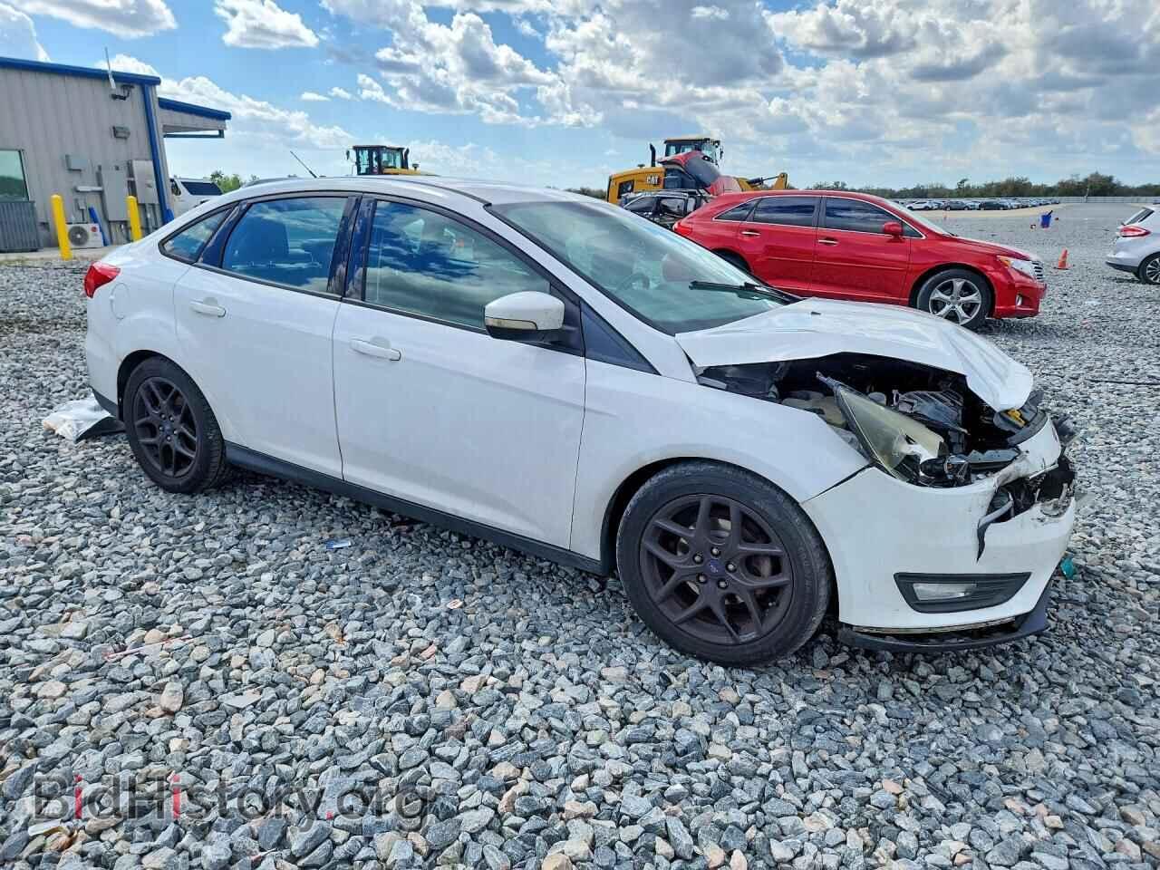 2016 FORD FOCUS - VIN: 1FADP3F27GL314332 - Photo 4
