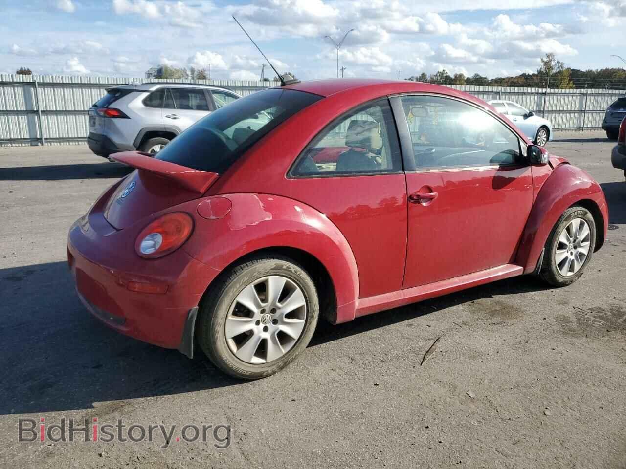 2010 VOLKSWAGEN BEETLE - VIN: 3VWPW3AG8AM014668 - Фото 3